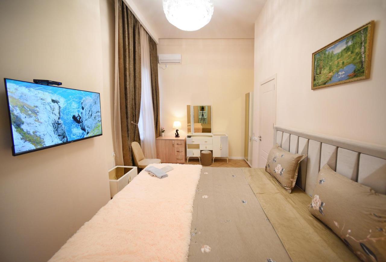 City Lux Hotel Тбилиси Экстерьер фото