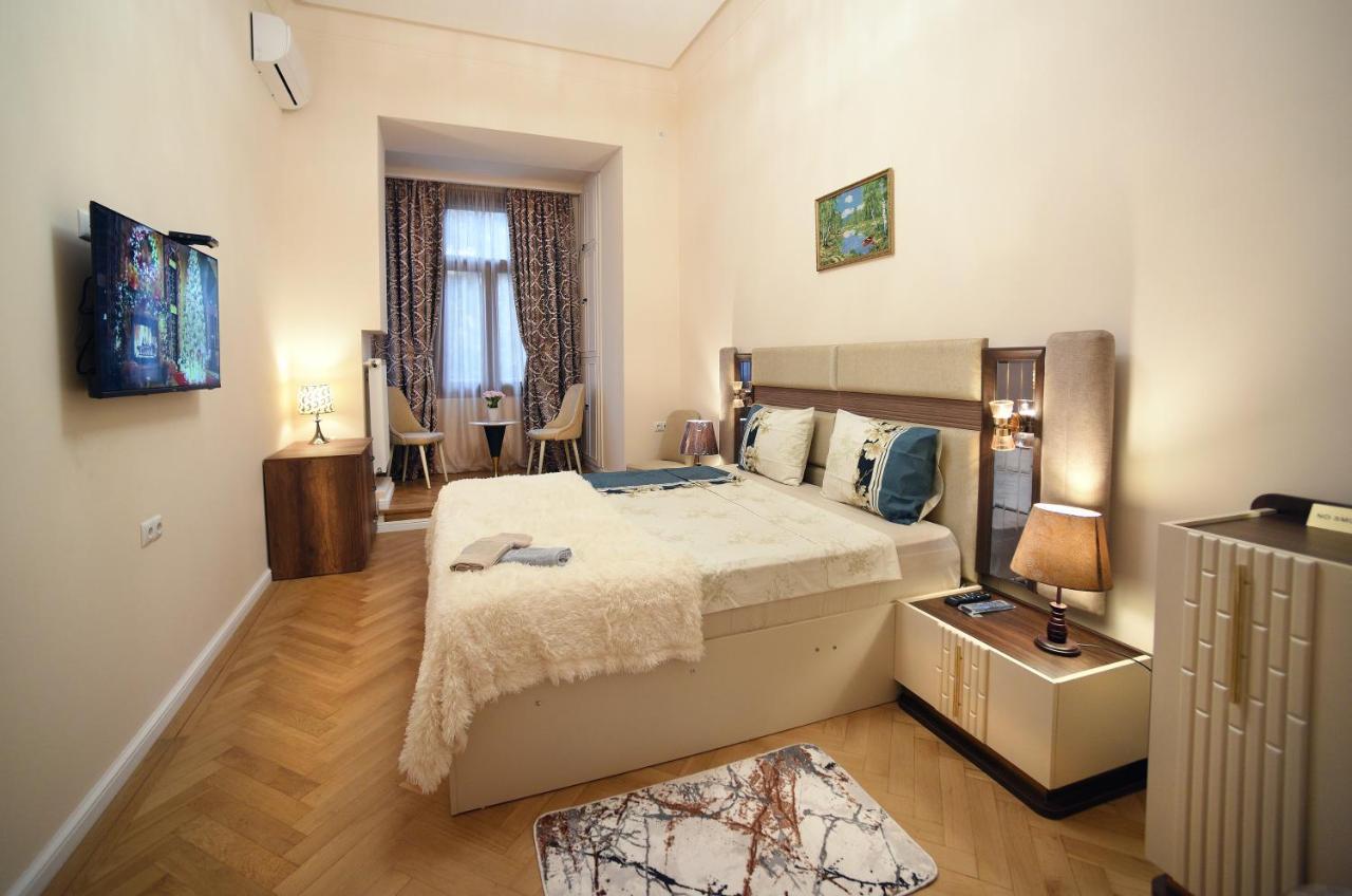 City Lux Hotel Тбилиси Экстерьер фото